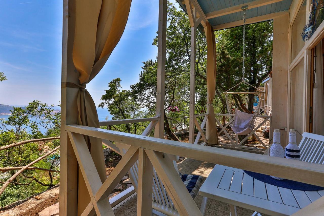 Отель Tramontana Glamping Бар Экстерьер фото